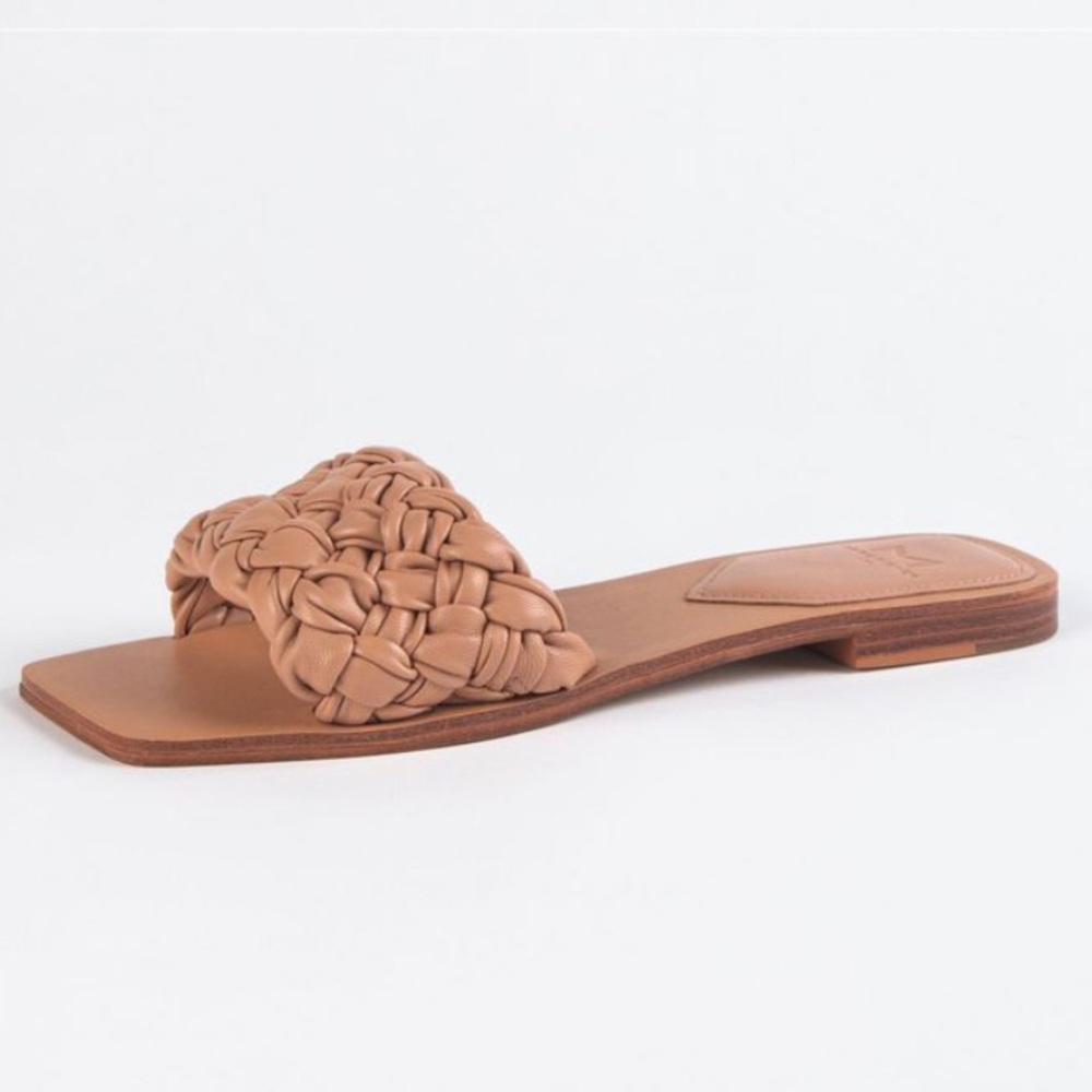 NWT Marc Fisher LTD Flats